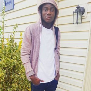 Meet your Posher, Tomisin